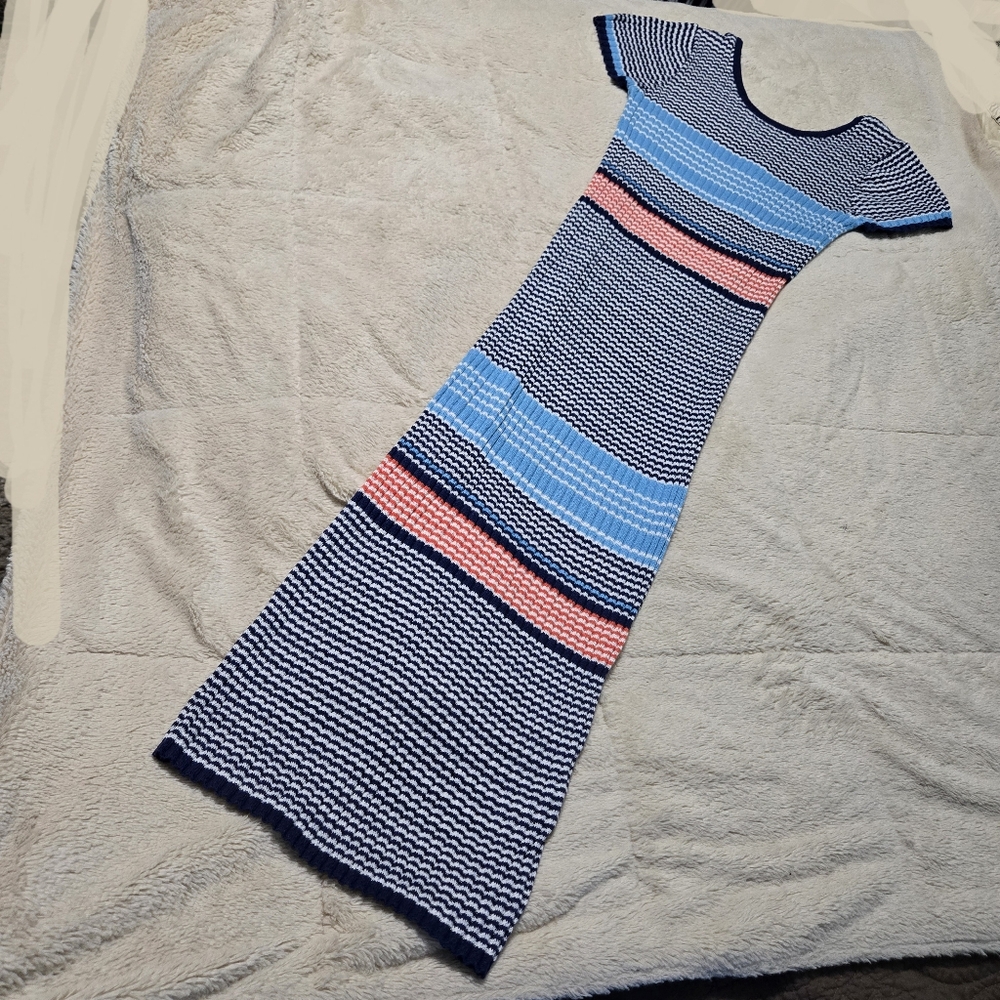 Forever 21 Fit and Flare Dress Sleeveless Blue White Striped Bodycon Y2K, M